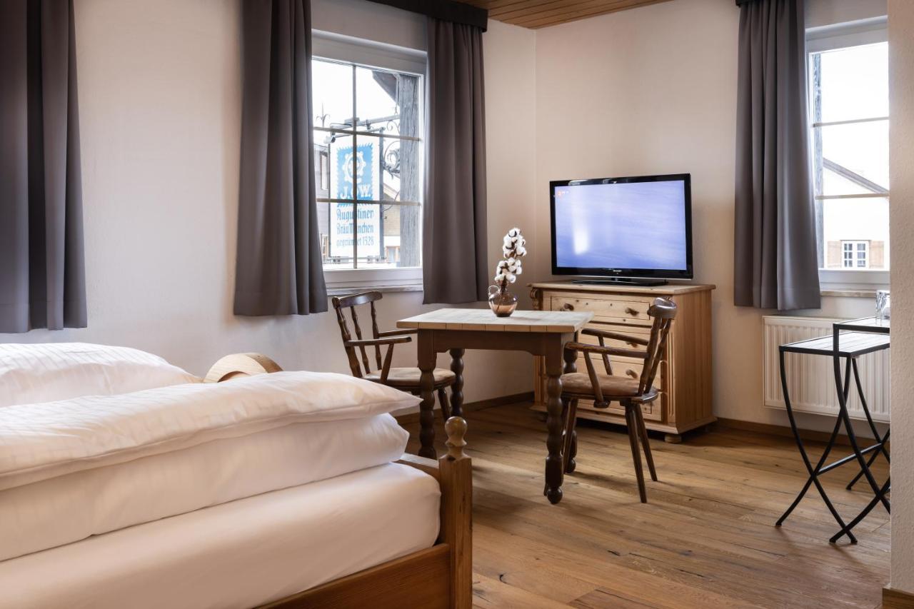 Landgasthof Augustiner โอเบอร์สทดอร์ฟ ภายนอก รูปภาพ
